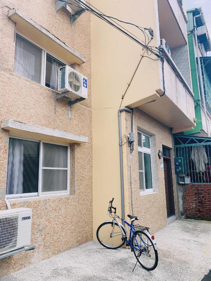 四季小空間 Apartment Pingtung Exterior photo